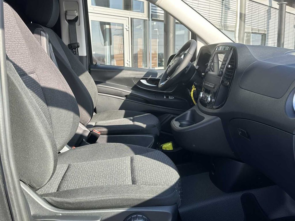 Kis furgon Mercedes-Benz Vito 116 CDI 9G Klima AHK LED Audio40 Kamera: 9 kép.