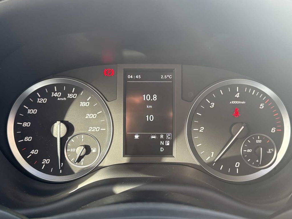Kis furgon Mercedes-Benz Vito 116 CDI 9G Klima AHK LED Audio40 Kamera: 13 kép.