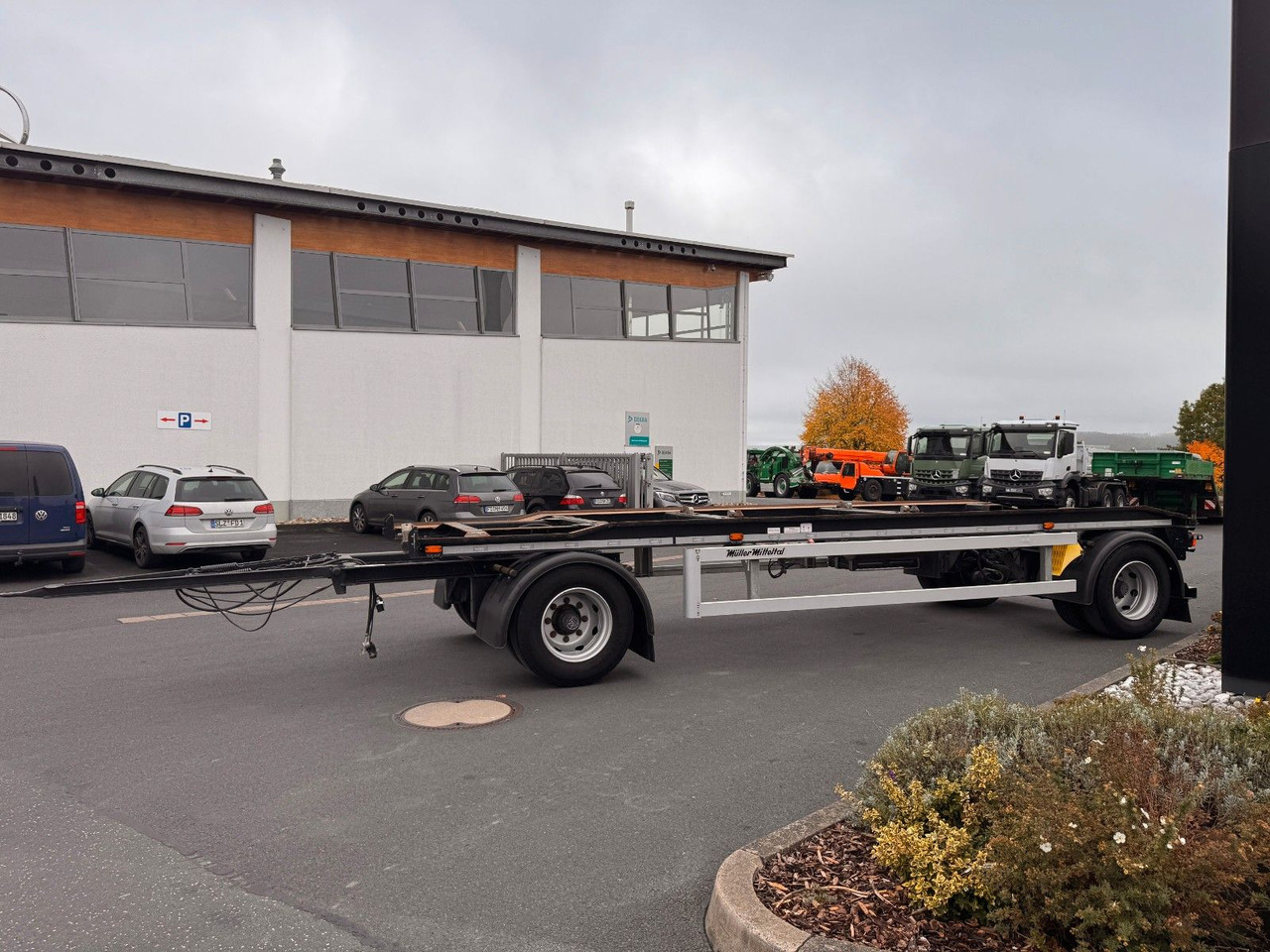 Müller-Mitteltal RA-T 18,0 Containerfahrgestell - Pótkocsi alváz: 5 kép. Müller-Mitteltal RA-T 18,0 Containerfahrgestell - Pótkocsi alváz: 5 kép.