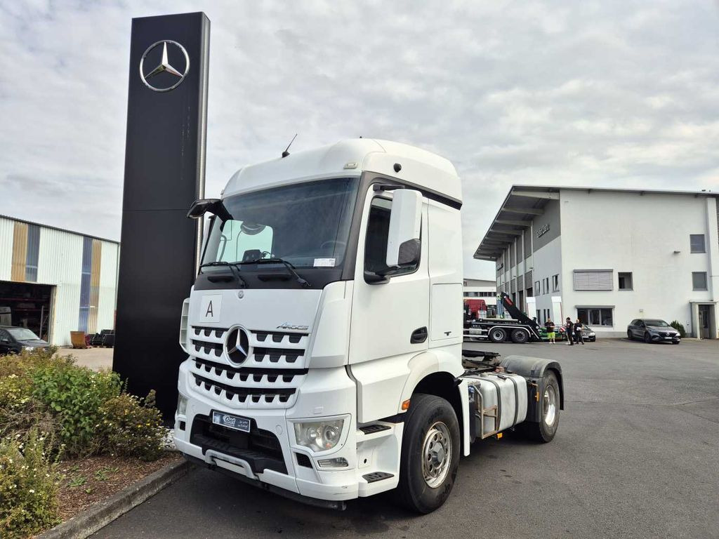Mercedes-Benz Arocs 1845 LS 4x4 HAD Retarder Hydraulik Navi Mercedes-Benz Arocs 1845 LS 4x4 HAD Retarder Hydraulik Navi - Nyergesvontató: 1 kép. Mercedes-Benz Arocs 1845 LS 4x4 HAD Retarder Hydraulik Navi Mercedes-Benz Arocs 1845 LS 4x4 HAD Retarder Hydraulik Navi - Nyergesvontató: 1 kép.
