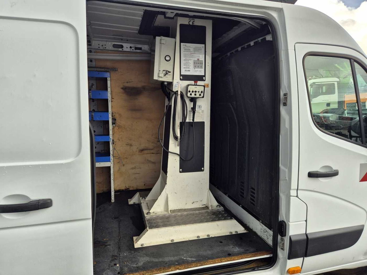 Emelőkosaras teherautó Opel Movano 2.3 CDTI  /KLUBB K32, 12,5m: 14 kép.