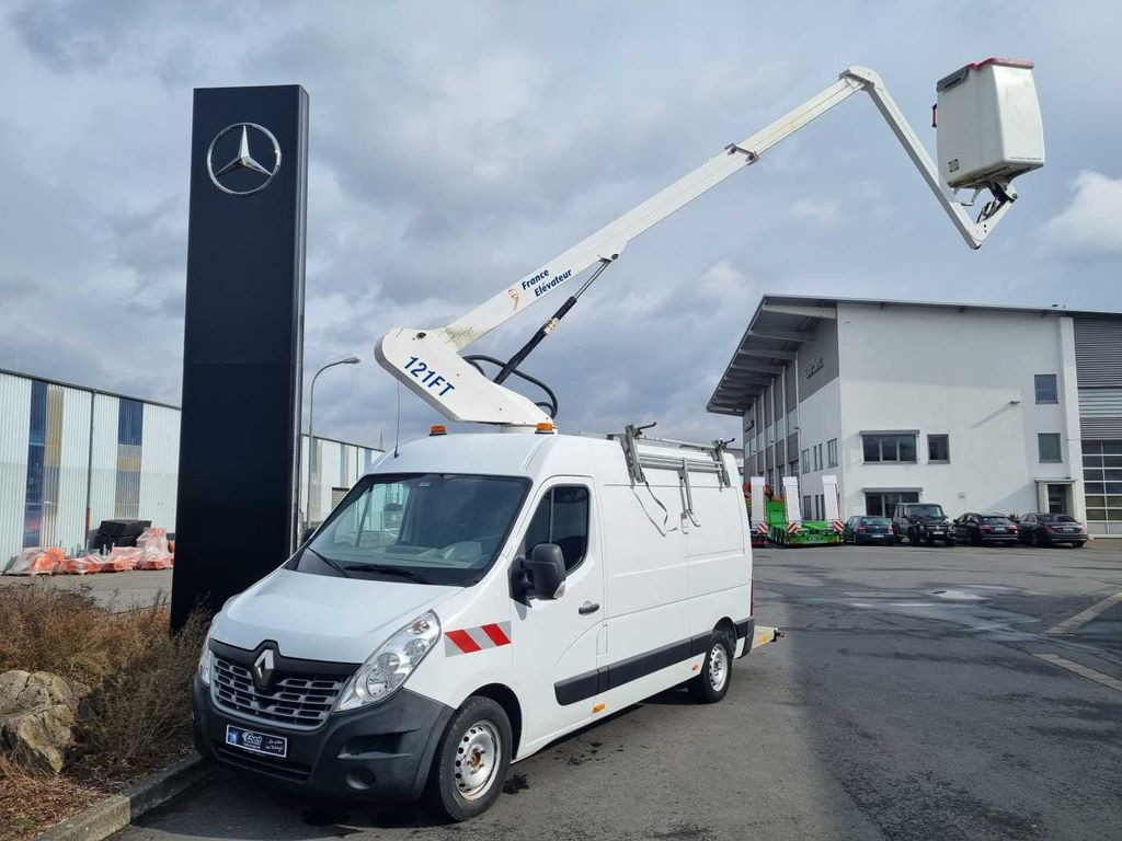 Renault Master 2.3 dCi / France Elevateur 121FT, 12m - Emelőkosaras teherautó, Kisteherautó: 1 kép. Renault Master 2.3 dCi / France Elevateur 121FT, 12m - Emelőkosaras teherautó, Kisteherautó: 1 kép.