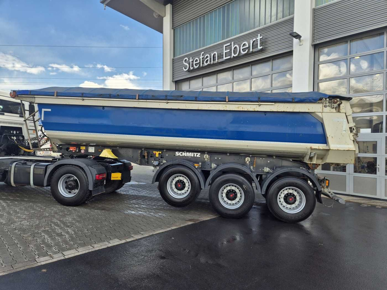 Schmitz Cargobull SGF*S3 SKI 24 SL 7.2 Mulde 23m³ Liftachse 5x - Félpótkocsi billenőplatós: 4 kép. Schmitz Cargobull SGF*S3 SKI 24 SL 7.2 Mulde 23m³ Liftachse 5x - Félpótkocsi billenőplatós: 4 kép.
