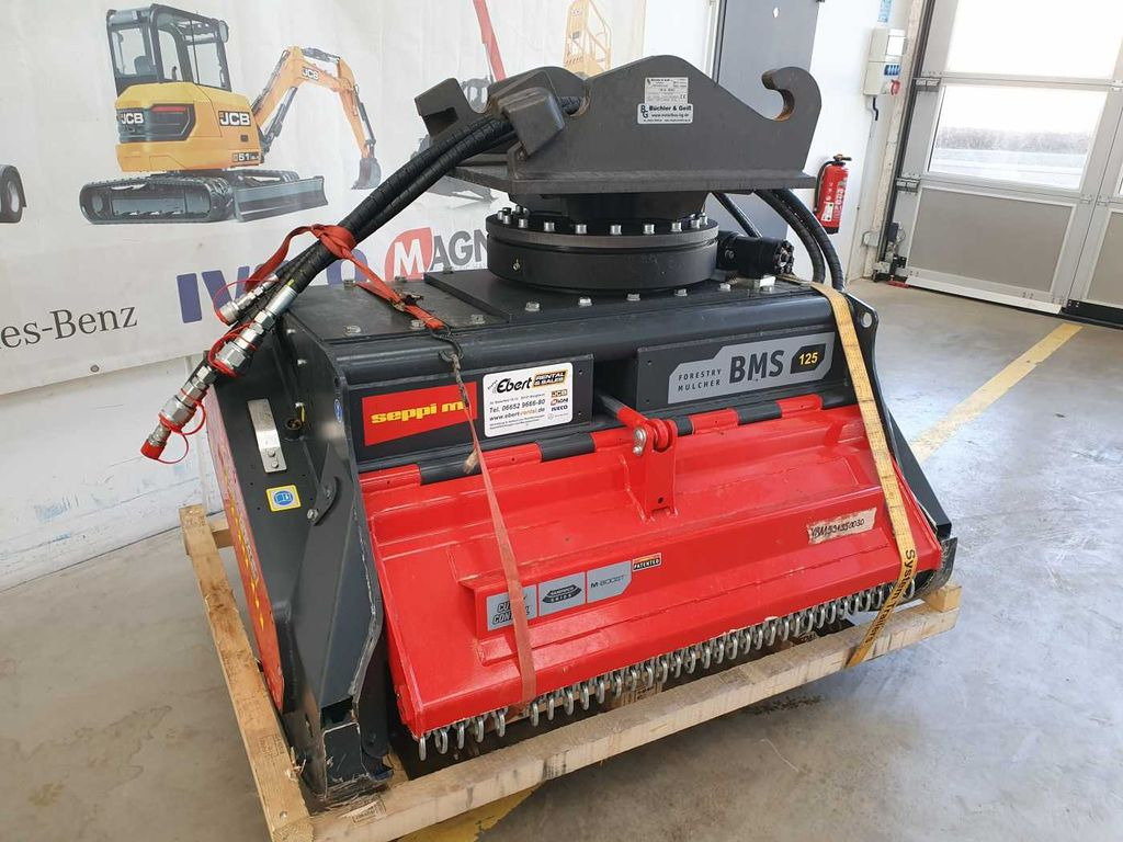 Seppi M. BMS 125 Forstmulcher / Drehmotor / DEMO - Erdészeti mulcsozó: 4 kép. Seppi M. BMS 125 Forstmulcher / Drehmotor / DEMO - Erdészeti mulcsozó: 4 kép.