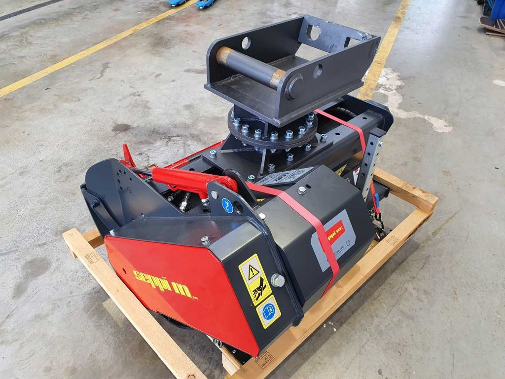 Seppi M. MINI-BMS 105 / Forstmulcher / CUT CONTR - Erdészeti mulcsozó: 3 kép. Seppi M. MINI-BMS 105 / Forstmulcher / CUT CONTR - Erdészeti mulcsozó: 3 kép.