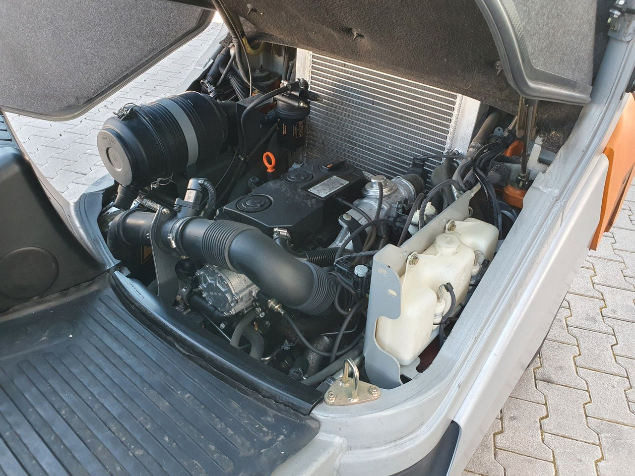 Still RX70-35 / Triplex: 4.80m / nur 2.876h! / Klima lízing Still RX70-35 / Triplex: 4.80m / nur 2.876h! / Klima: 14 kép.