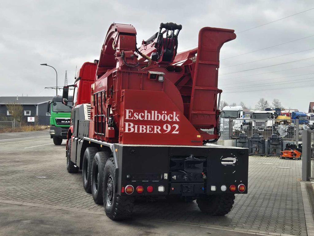 Mercedes-Benz TUROX 8x8 Eschlböck Biber 92 Holzhacker / 1.512h - Teherautó: 4 kép. Mercedes-Benz TUROX 8x8 Eschlböck Biber 92 Holzhacker / 1.512h - Teherautó: 4 kép.
