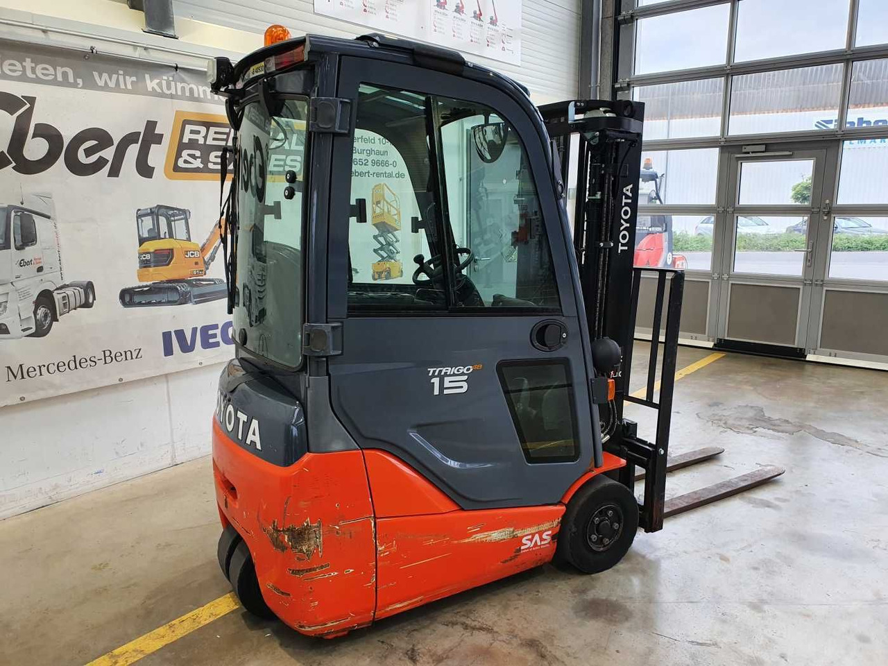 Toyota 8FBET15 / Batterie 07/2023 / HH: 4.3m! / 2.849h - Elektromos targonca: 3 kép. Toyota 8FBET15 / Batterie 07/2023 / HH: 4.3m! / 2.849h - Elektromos targonca: 3 kép.