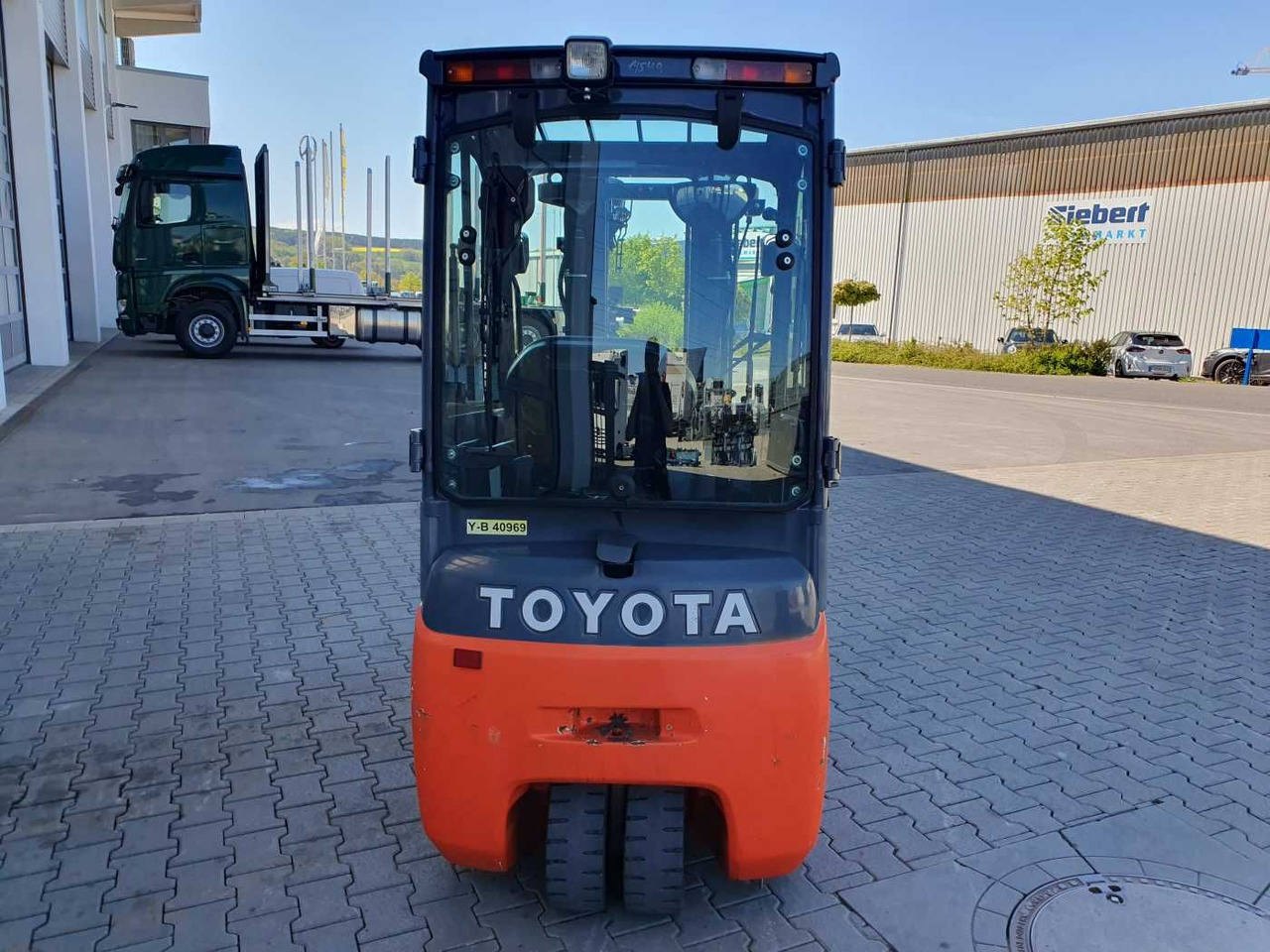 Toyota 8FBET15 / Triplex: 4.30m / nur 3.489h! / 2022 - Elektromos targonca: 4 kép. Toyota 8FBET15 / Triplex: 4.30m / nur 3.489h! / 2022 - Elektromos targonca: 4 kép.