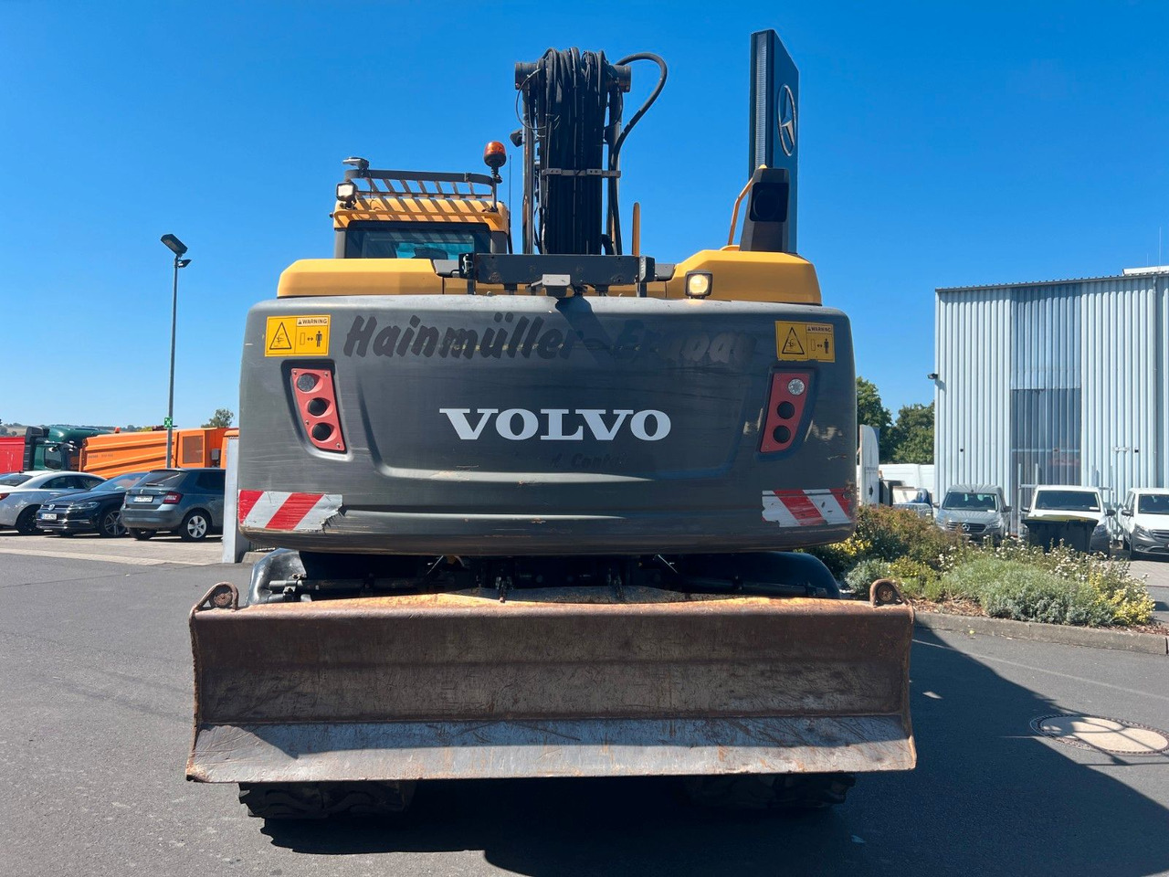 Volvo EW160D / 2014 / 1xTieflöffel / Forstschutzgitter - Gumikerekes kotró: 5 kép. Volvo EW160D / 2014 / 1xTieflöffel / Forstschutzgitter - Gumikerekes kotró: 5 kép.