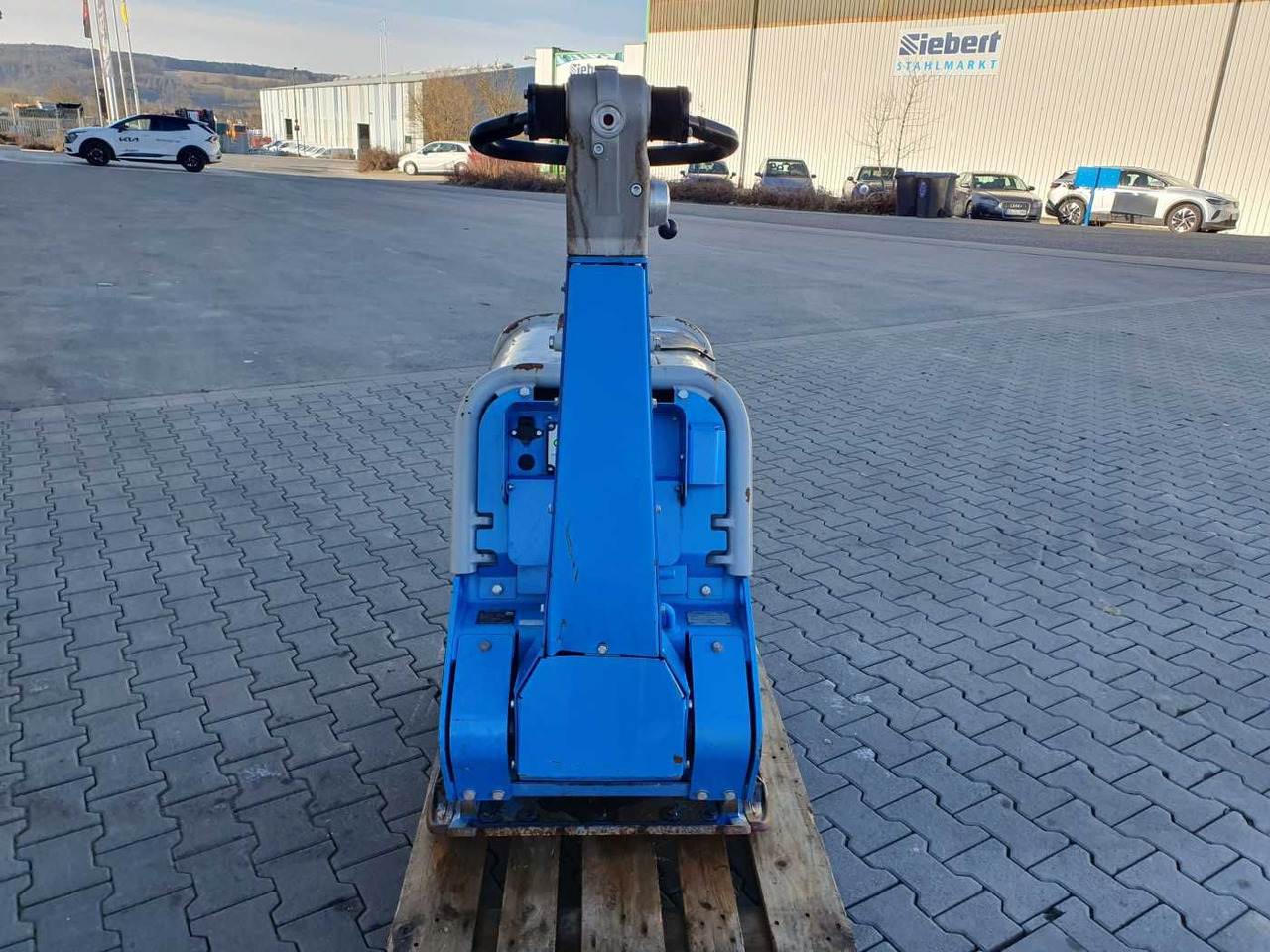 Weber CR 8 Hatz-Diesel 601kg Rüttelplatte 117 h - Lapvibrátor: 4 kép. Weber CR 8 Hatz-Diesel 601kg Rüttelplatte 117 h - Lapvibrátor: 4 kép.