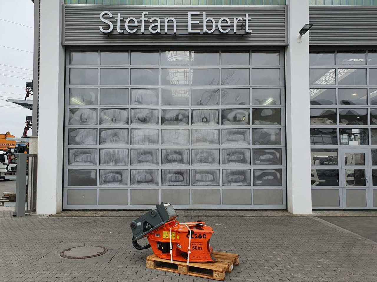 Westtech CL260 Fällgreifer Likufix SW33 2024 - Erdészeti fej: 1 kép. Westtech CL260 Fällgreifer Likufix SW33 2024 - Erdészeti fej: 1 kép.
