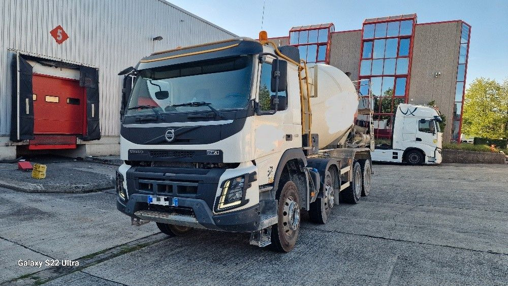 Volvo FMX 410 - Betonmixer: 1 kép. Volvo FMX 410 - Betonmixer: 1 kép.
