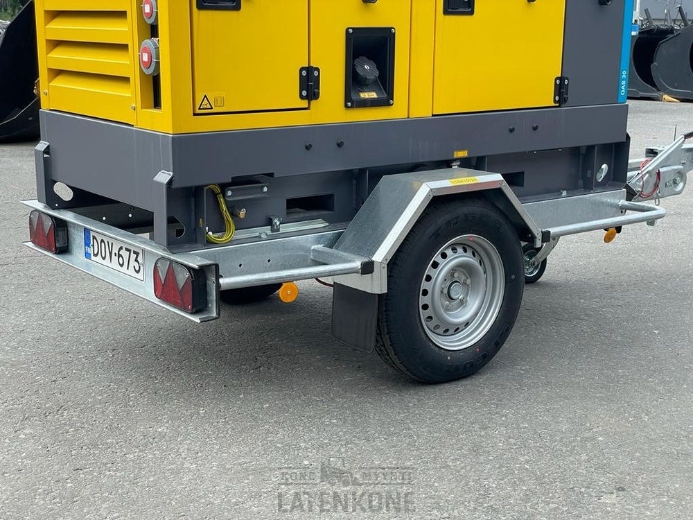 Áramfejlesztő Atlas Copco QAS 30 50 Hz Generaattori StageV vetovarustuksella: 10 kép.