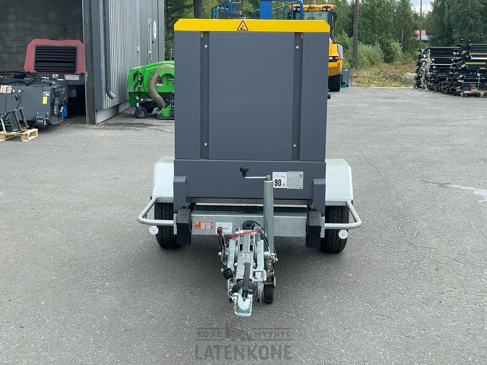 Atlas Copco QAS 45 50 Hz Generaattori StageV vetovarustuksella - Áramfejlesztő: 4 kép. Atlas Copco QAS 45 50 Hz Generaattori StageV vetovarustuksella - Áramfejlesztő: 4 kép.