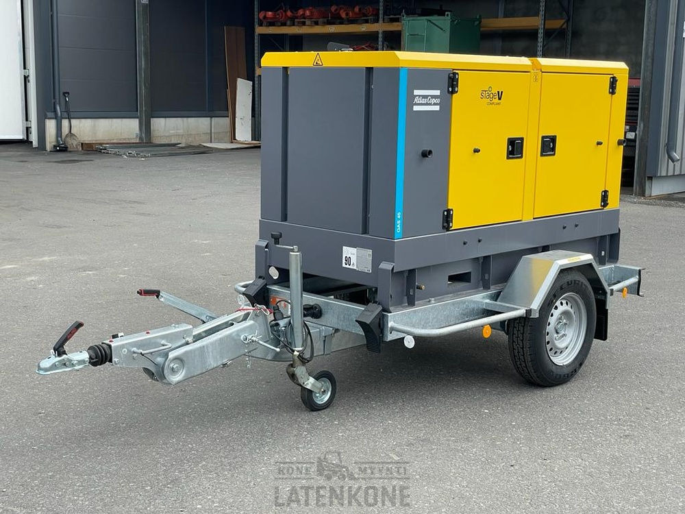 Atlas Copco QAS 45 50 Hz Generaattori StageV vetovarustuksella - Áramfejlesztő: 5 kép. Atlas Copco QAS 45 50 Hz Generaattori StageV vetovarustuksella - Áramfejlesztő: 5 kép.