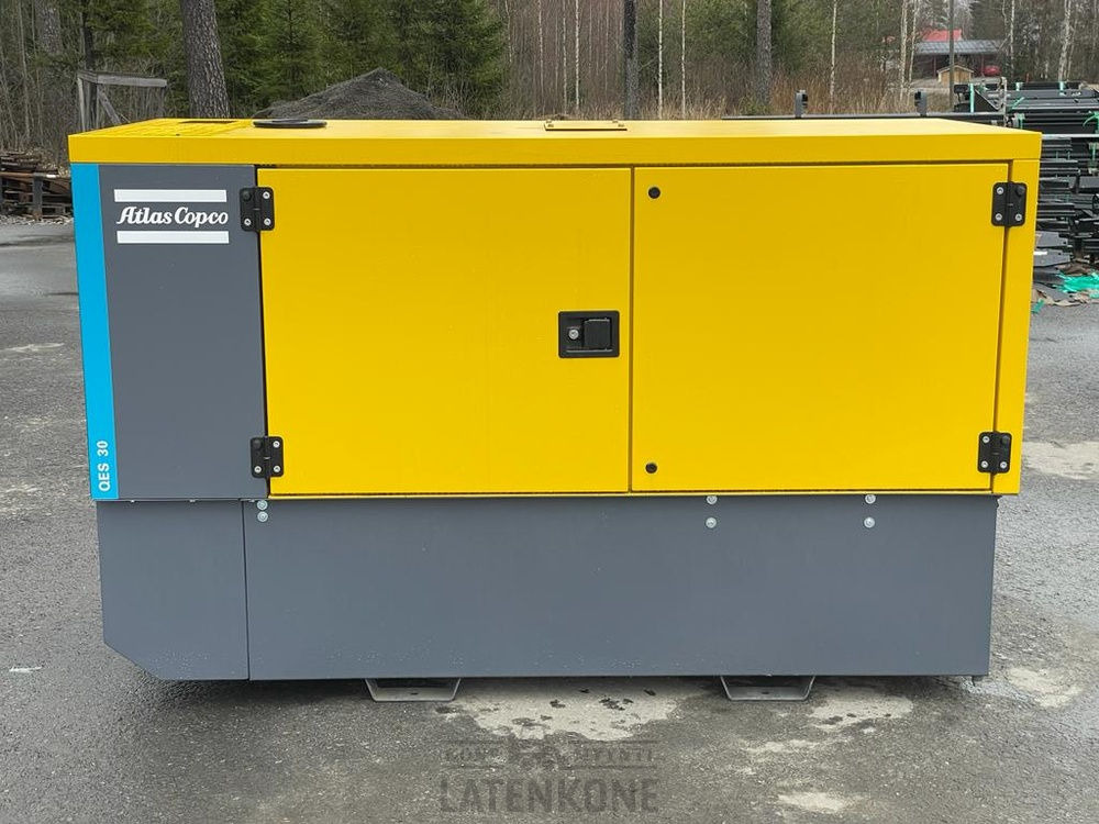 Atlas Copco QES 30 CUD 50 Hz Generaattori - Áramfejlesztő: 5 kép. Atlas Copco QES 30 CUD 50 Hz Generaattori - Áramfejlesztő: 5 kép.