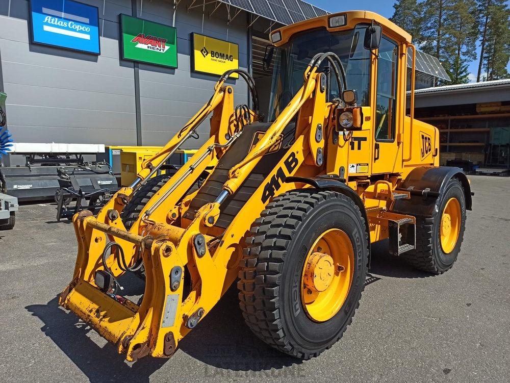 JCB 411B HT pyöräkuormaaja - Gumikerekes homlokrakodó: 4 kép. JCB 411B HT pyöräkuormaaja - Gumikerekes homlokrakodó: 4 kép.