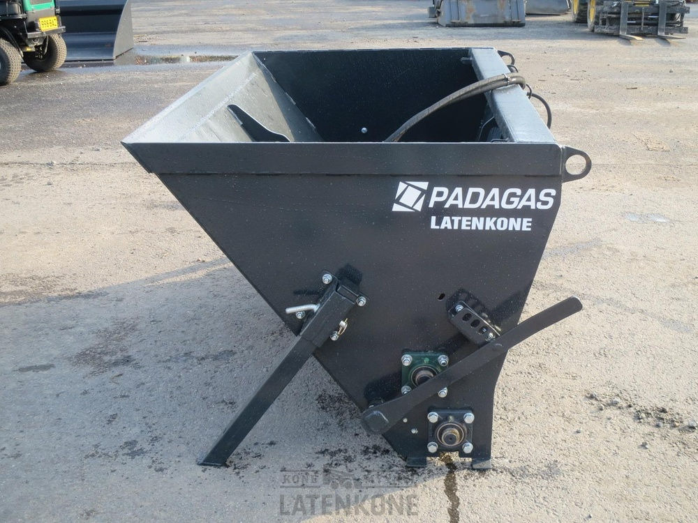 Padagas Hiekoituskauha 800L - Homok-/ Sószóró: 4 kép. Padagas Hiekoituskauha 800L - Homok-/ Sószóró: 4 kép.