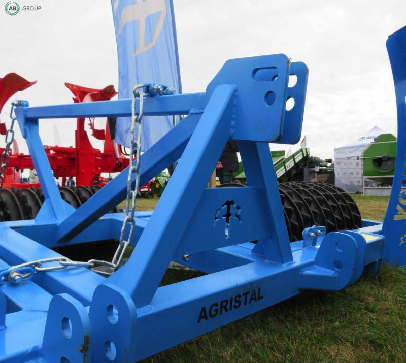 Agristal Cambridge-Walze 3 m 500 mm - Mezőgazdasági hengerek: 3 kép. Agristal Cambridge-Walze 3 m 500 mm - Mezőgazdasági hengerek: 3 kép.