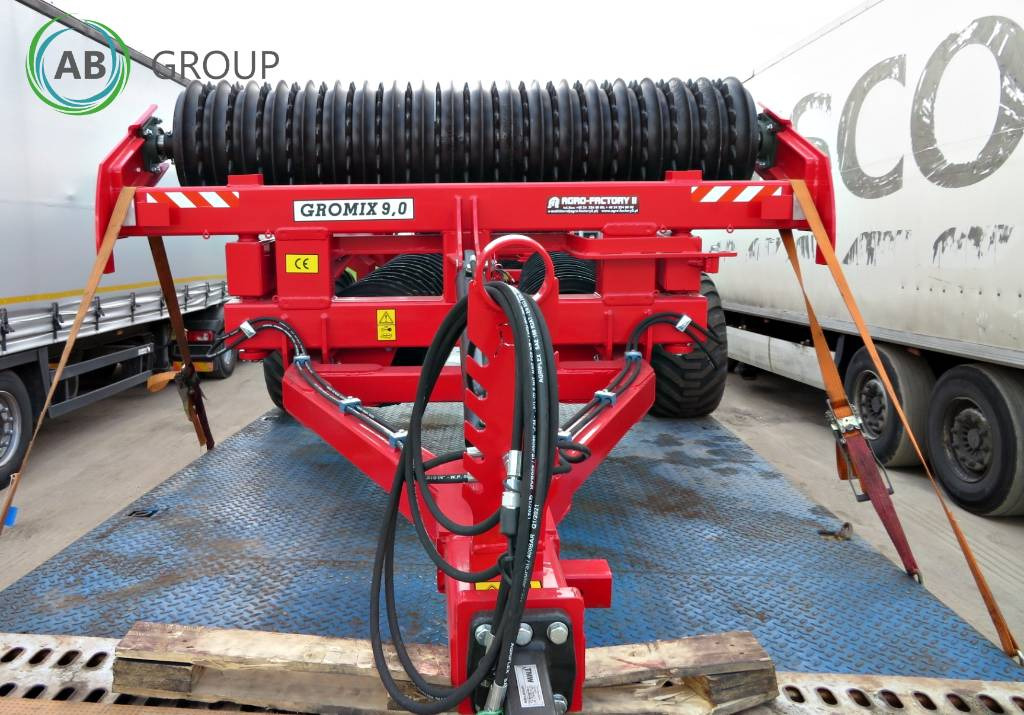 Agro-Factory II cambridge roller GROMIX U855/9H, 9 m - Mezőgazdasági hengerek: 3 kép. Agro-Factory II cambridge roller GROMIX U855/9H, 9 m - Mezőgazdasági hengerek: 3 kép.