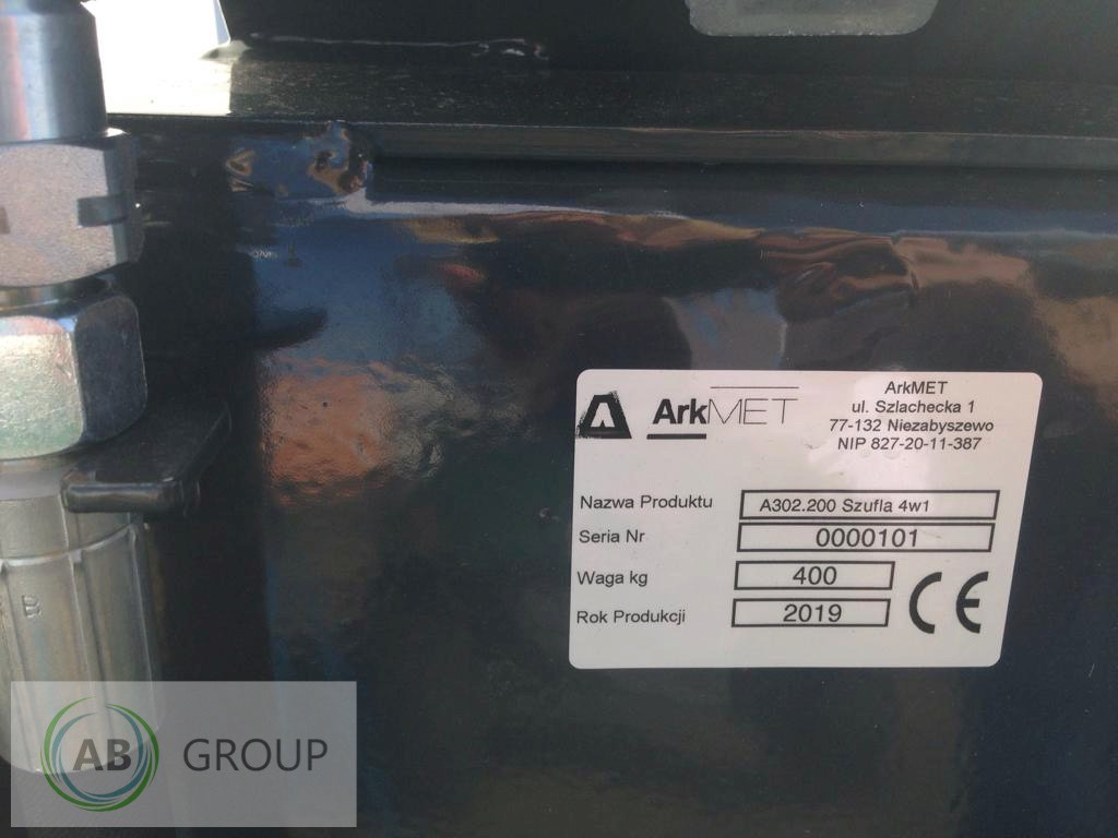 ArkMET 4in1 XL bucket A303.200 - Rakodókanál: 2 kép. ArkMET 4in1 XL bucket A303.200 - Rakodókanál: 2 kép.