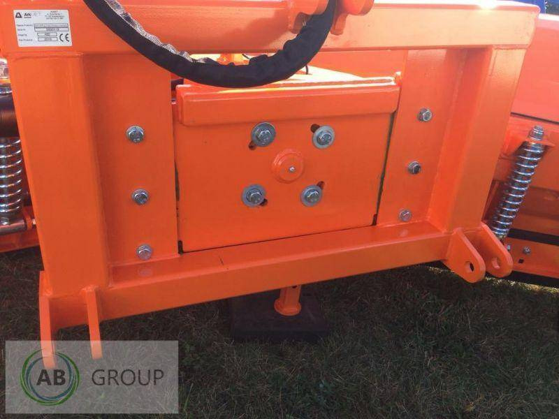 ArkMET folding snow plow G305.300, 3 m - Hóeke - Mezőgazdasági gépek: 4 kép. ArkMET folding snow plow G305.300, 3 m - Hóeke - Mezőgazdasági gépek: 4 kép.