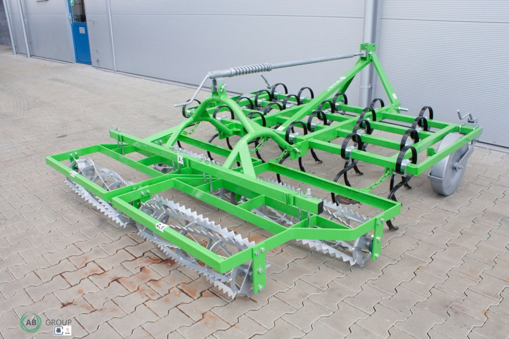 Bomet cultivator Carina U725/1, 3,2 m - Kultivátor: 4 kép. Bomet cultivator Carina U725/1, 3,2 m - Kultivátor: 4 kép.