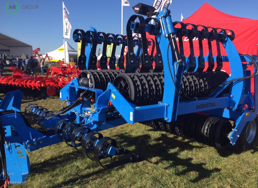 Cambridge cultivating roller with 5 m 500 mm spear Agristal WP3S - Mezőgazdasági hengerek: 1 kép. Cambridge cultivating roller with 5 m 500 mm spear Agristal WP3S - Mezőgazdasági hengerek: 1 kép.
