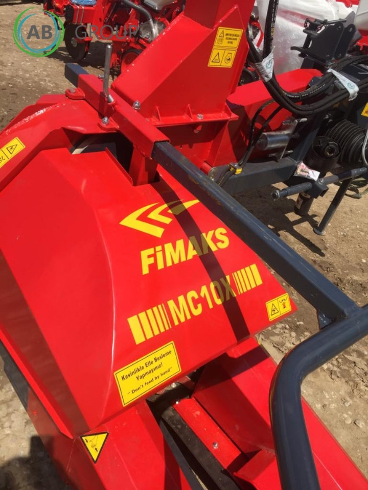 Fimaks single row maize chopper MC10X - on stock - Kukorica adapter: 2 kép. Fimaks single row maize chopper MC10X - on stock - Kukorica adapter: 2 kép.