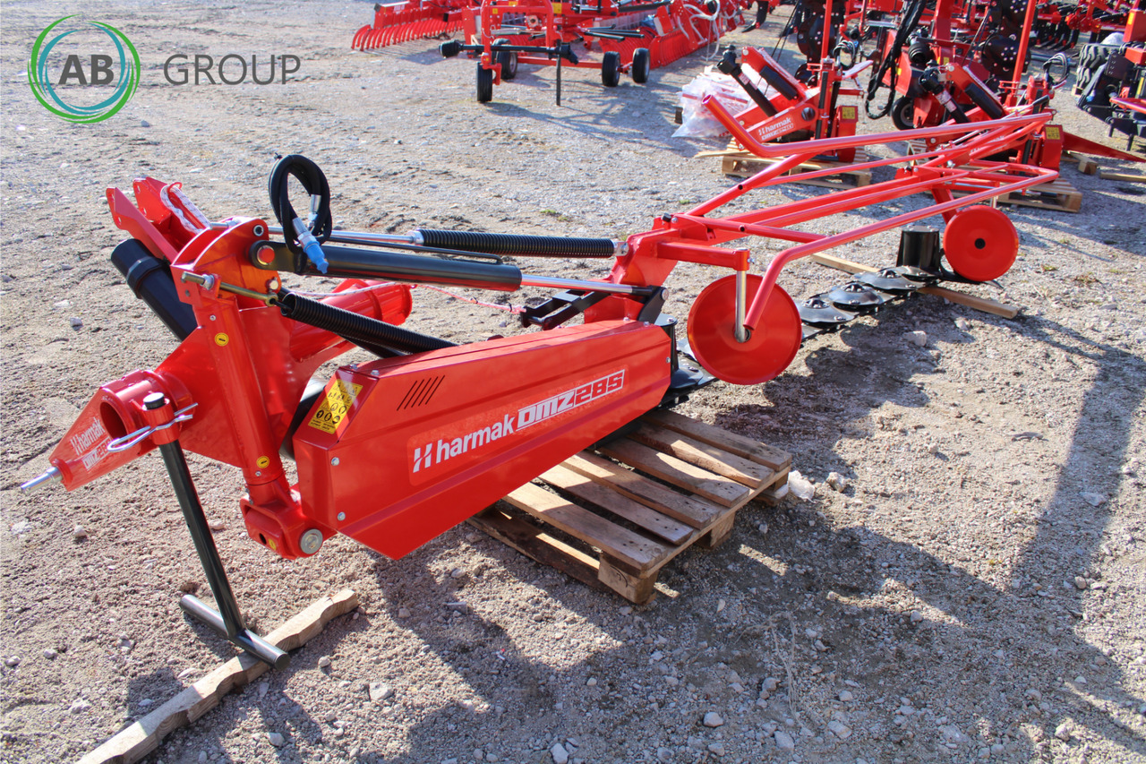 Harmak DMZ 285 disc mower - on stock - Fűkasza: 2 kép. Harmak DMZ 285 disc mower - on stock - Fűkasza: 2 kép.