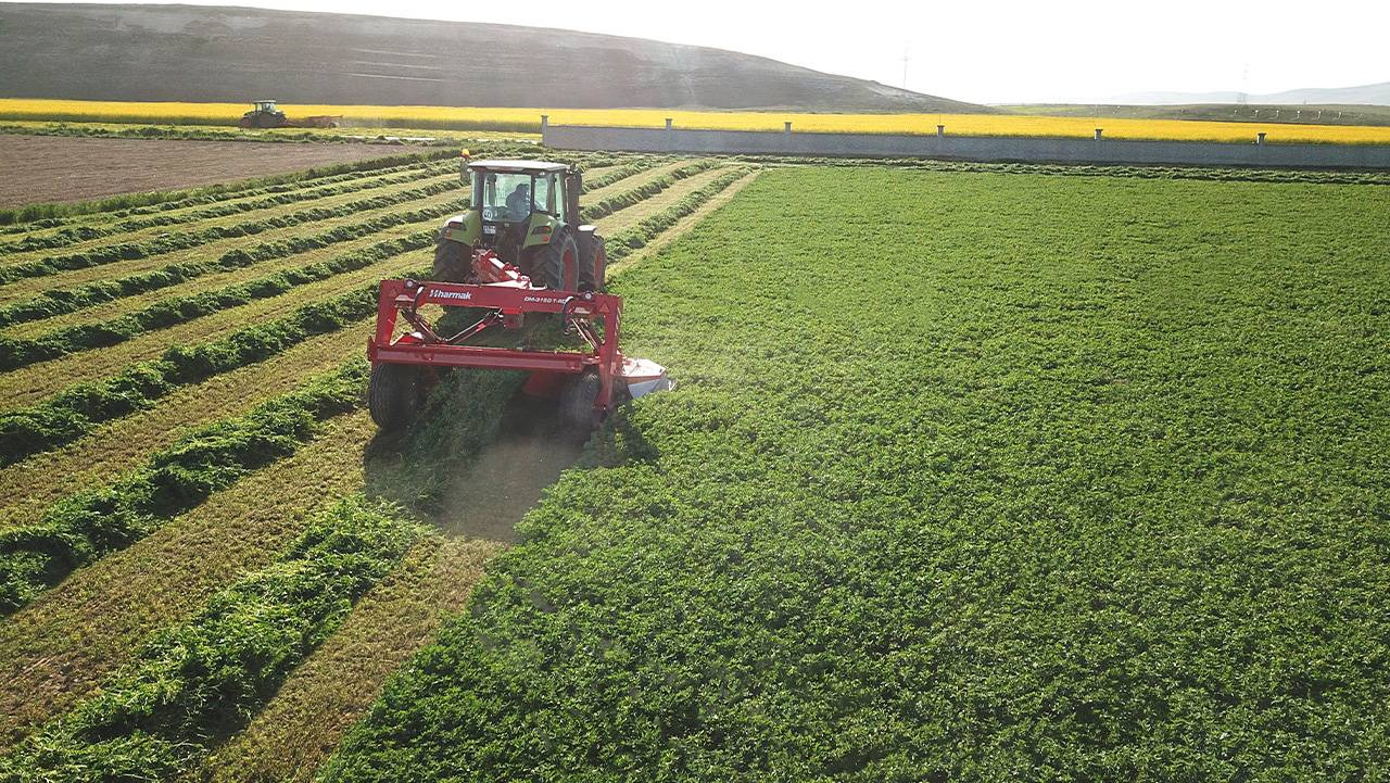Harmak disc mower with trailed roller conditioner DM-3150 T-RC - Fűkasza: 4 kép. Harmak disc mower with trailed roller conditioner DM-3150 T-RC - Fűkasza: 4 kép.