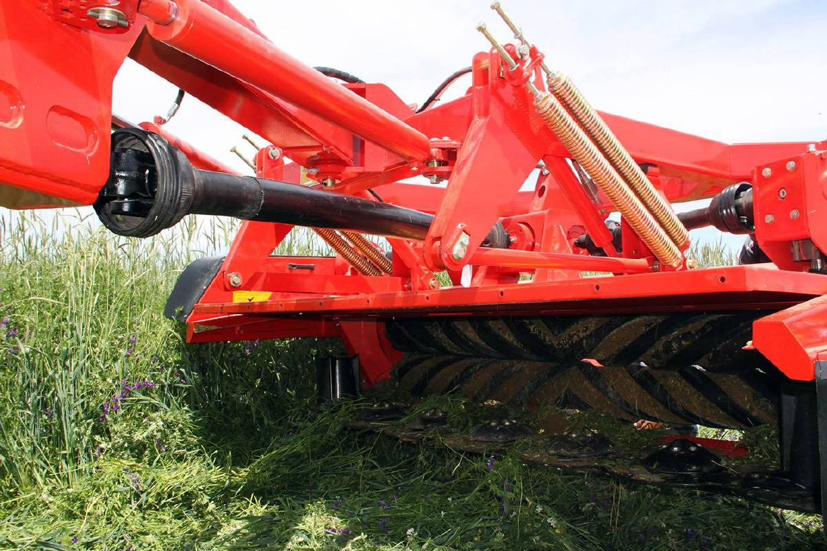 Harmak disc mower with trailed roller conditioner DM-3150 T-RC - Fűkasza: 5 kép. Harmak disc mower with trailed roller conditioner DM-3150 T-RC - Fűkasza: 5 kép.