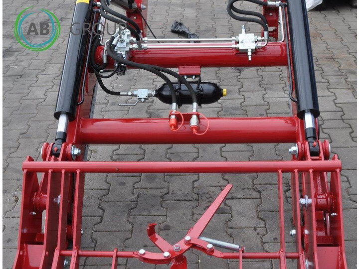 METAL-TECHNIK ładowacz czołowy MT-03 - Homlokrakodó traktorhoz: 4 kép. METAL-TECHNIK ładowacz czołowy MT-03 - Homlokrakodó traktorhoz: 4 kép.