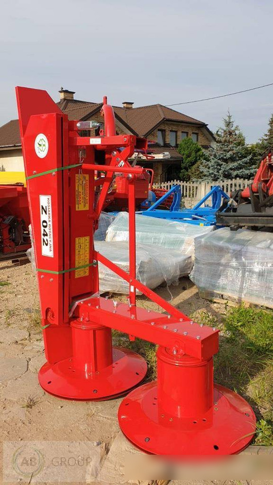 Miotk Mounted rotary mower Z042 - Fűkasza: 1 kép. Miotk Mounted rotary mower Z042 - Fűkasza: 1 kép.