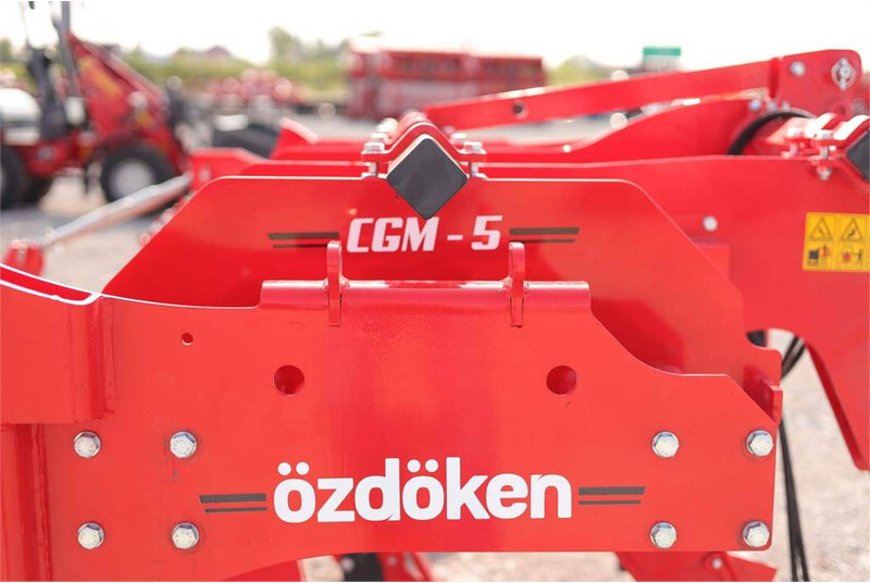 Özdöken pług dłutowy CGM-5 - dostępny od ręki - Eke: 2 kép. Özdöken pług dłutowy CGM-5 - dostępny od ręki - Eke: 2 kép.