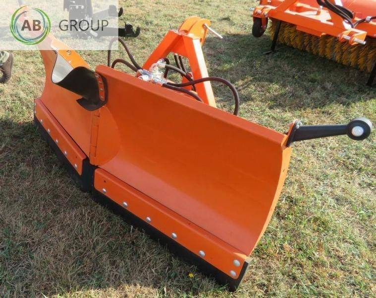 Pomarol vario snow plow T201/V2, 2,7 m - Hóeke - Mezőgazdasági gépek: 2 kép. Pomarol vario snow plow T201/V2, 2,7 m - Hóeke - Mezőgazdasági gépek: 2 kép.