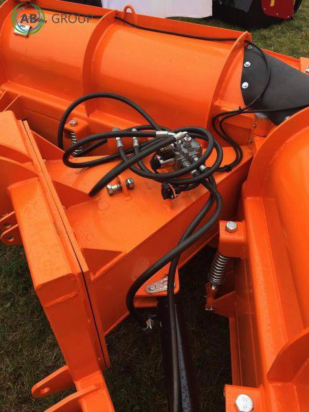 Spawex vario snow plow PS3, 3,0 m - Hóeke - Mezőgazdasági gépek: 4 kép. Spawex vario snow plow PS3, 3,0 m - Hóeke - Mezőgazdasági gépek: 4 kép.