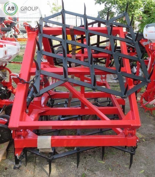Woprol tooth harrow Mega-P4, 5,6 m - Borona: 2 kép. Woprol tooth harrow Mega-P4, 5,6 m - Borona: 2 kép.