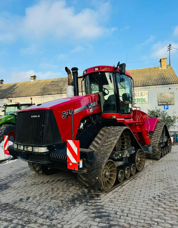 Case IH QUADTRAC 535 - Traktor: 3 kép. Case IH QUADTRAC 535 - Traktor: 3 kép.