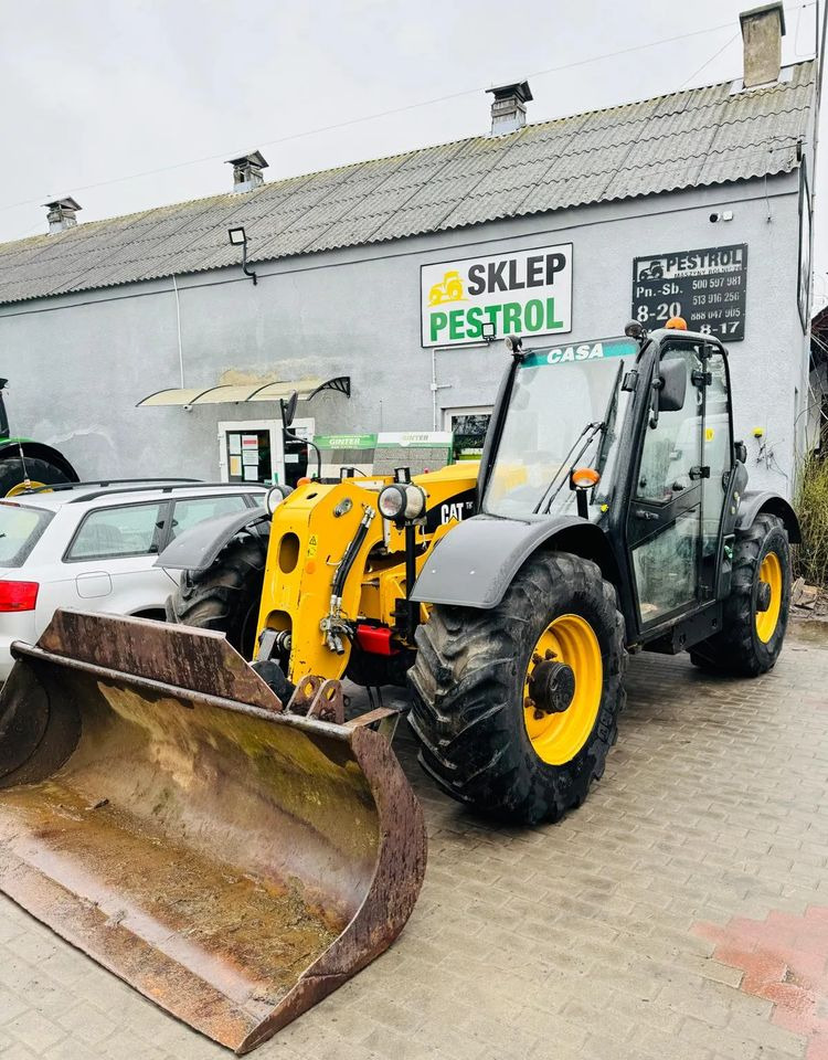 Caterpillar TH 336 - Teleszkópos rakodó: 1 kép. Caterpillar TH 336 - Teleszkópos rakodó: 1 kép.