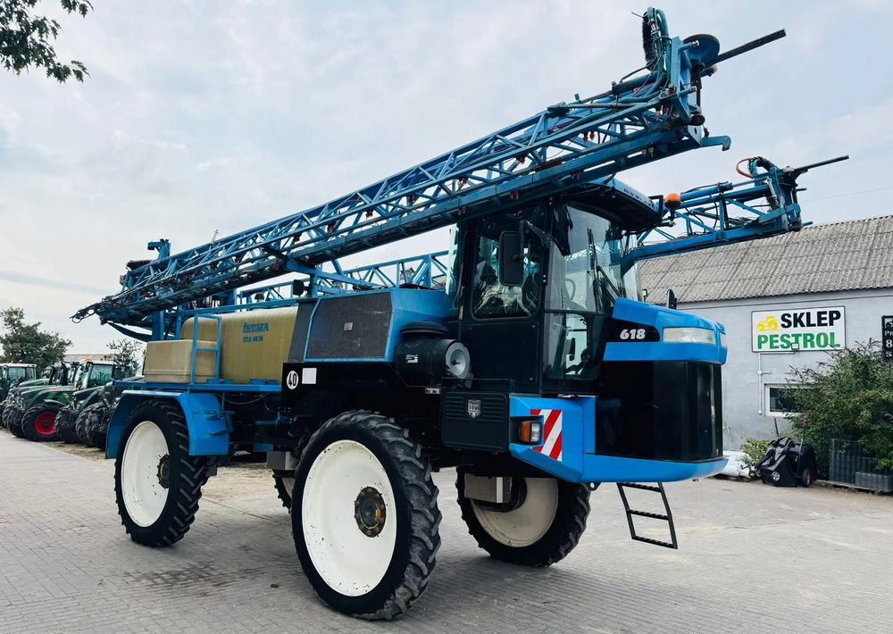 Challenger ROGATOR 618 - Permetezők: 4 kép. Challenger ROGATOR 618 - Permetezők: 4 kép.