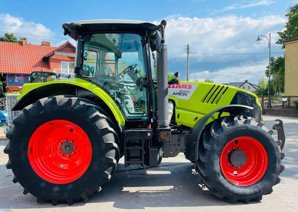Claas ARION 620 - Traktor: 1 kép. Claas ARION 620 - Traktor: 1 kép.
