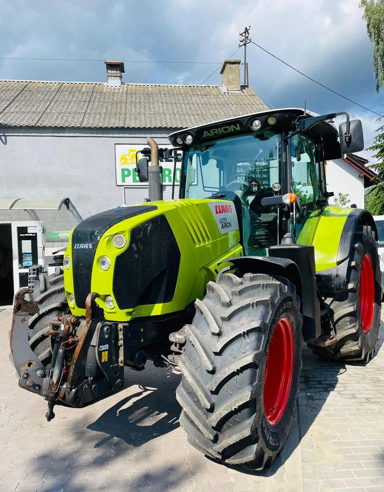 Claas ARION 620 - Traktor: 5 kép. Claas ARION 620 - Traktor: 5 kép.
