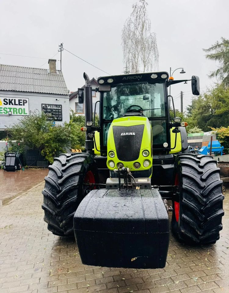 Claas Arion 630 - Traktor: 1 kép. Claas Arion 630 - Traktor: 1 kép.