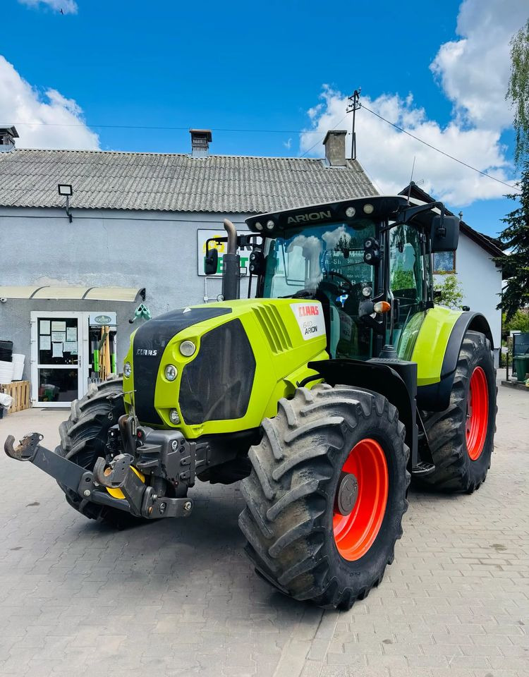 Claas Arion 640 - Traktor: 5 kép. Claas Arion 640 - Traktor: 5 kép.