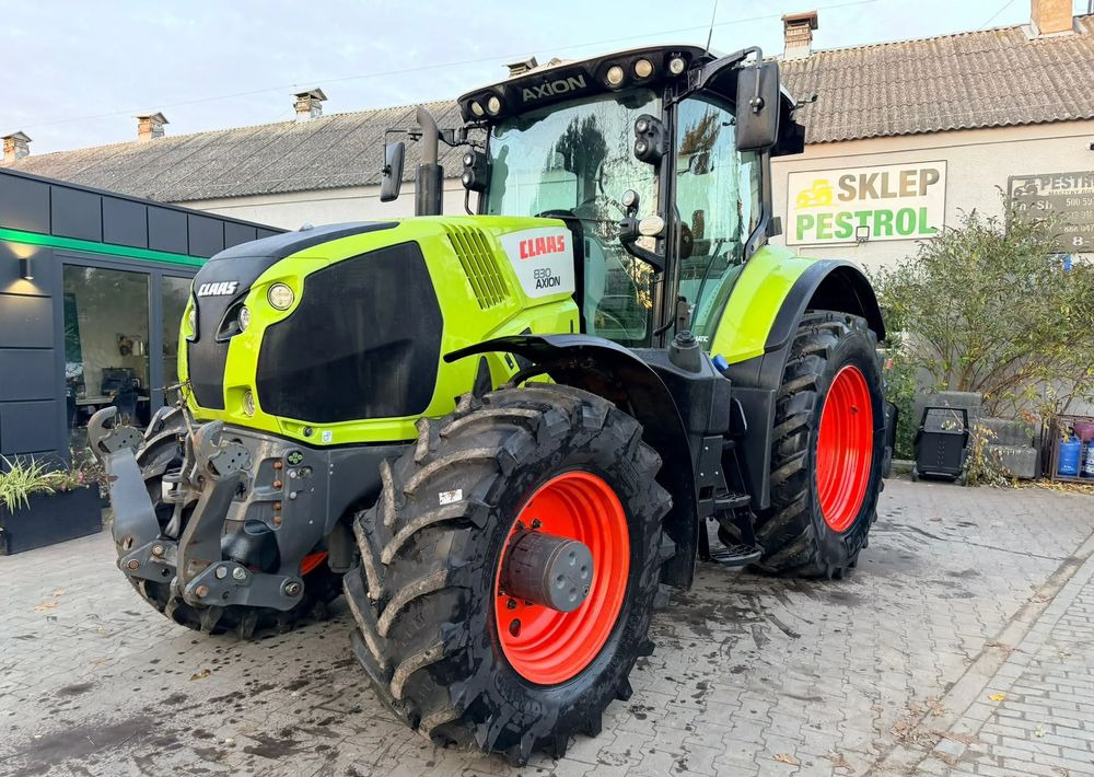 Claas Axion 830 CMATIC CEBIS - Traktor: 2 kép. Claas Axion 830 CMATIC CEBIS - Traktor: 2 kép.