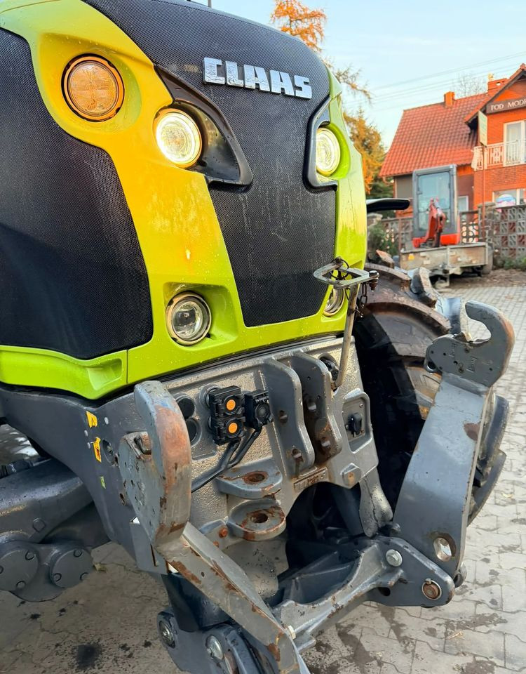 Claas Axion 830 CMATIC CEBIS - Traktor: 5 kép. Claas Axion 830 CMATIC CEBIS - Traktor: 5 kép.