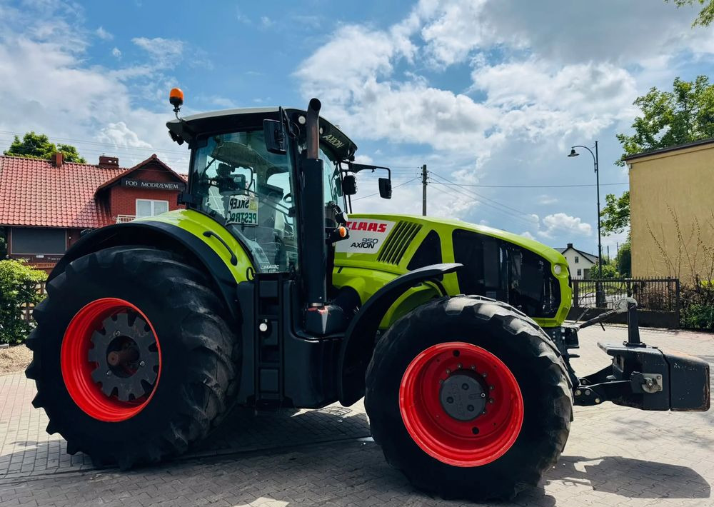 Claas Axion 950 CEBIS CMATIC - Traktor: 2 kép. Claas Axion 950 CEBIS CMATIC - Traktor: 2 kép.