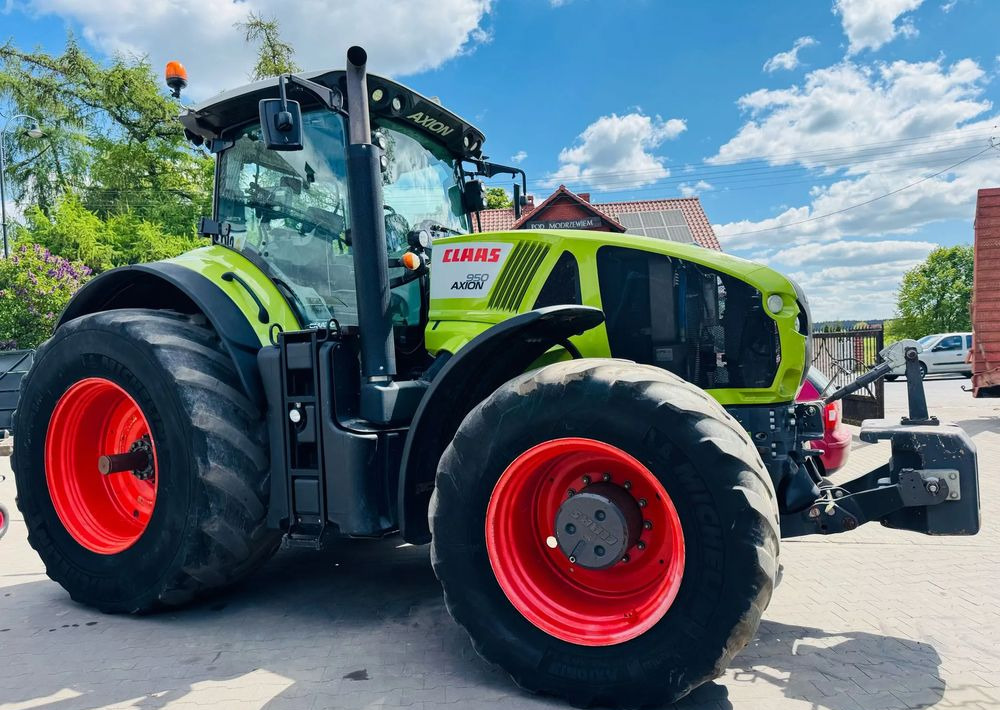 Claas Axion 950 CMATIC - Traktor: 4 kép. Claas Axion 950 CMATIC - Traktor: 4 kép.